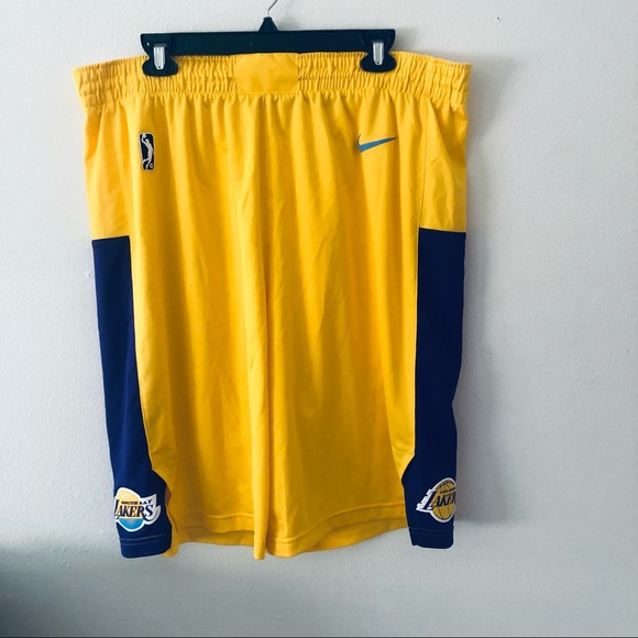 NIKE LOS ANGELES LAKERS SHORT.SIZE 46 - Picture 2 of 8